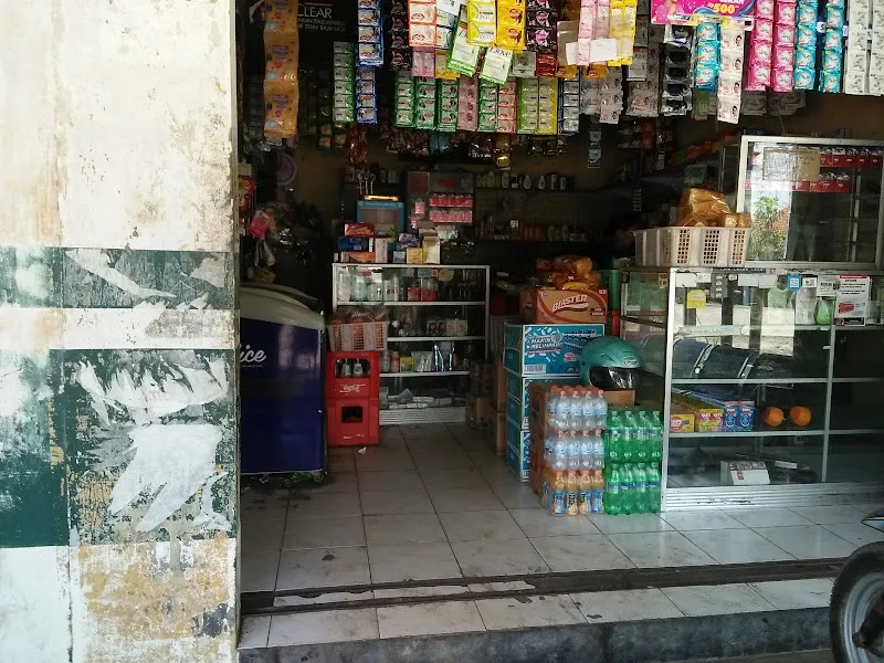 Bu Parja: Tempat Belanja Favorit Warga Purwojati yang Selalu Ada